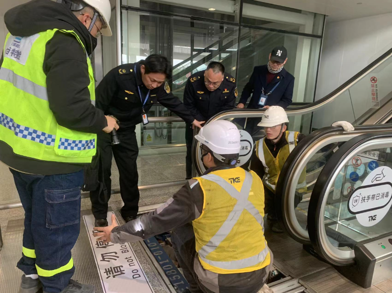 广西桂林市市场监管局五“专”当好特种设备安全守护者(图1)