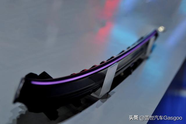上海宇宙亮相ALE国际汽车灯展卓越技术实力引领智慧照明新风潮(图1)
