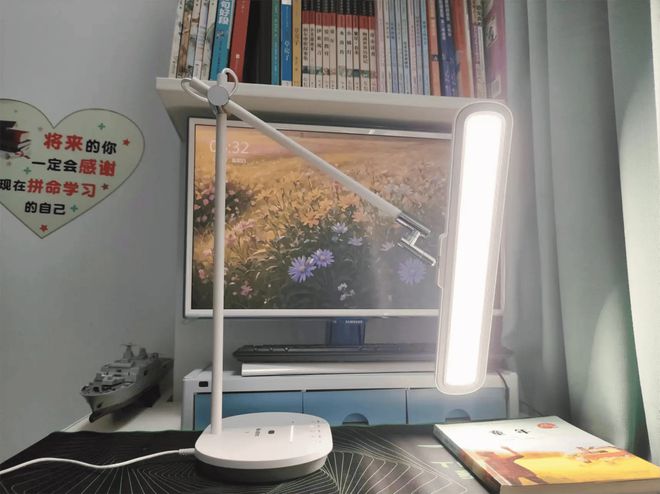 市面上出现的照明灯具哪个品牌好？照明灯具十大有力推荐(图4)