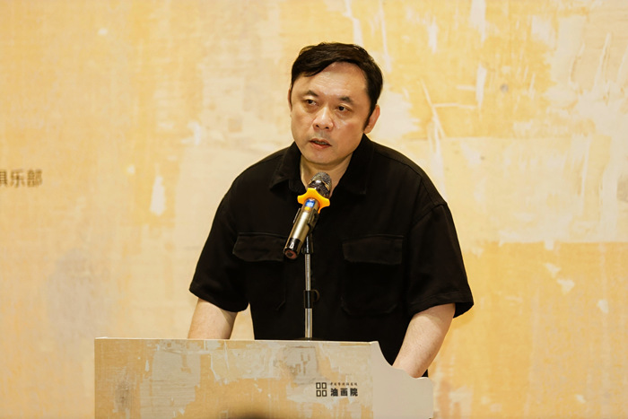 他把版画的“木板”发展为独立艺术呈现出充满精神性的“板象”(图5)