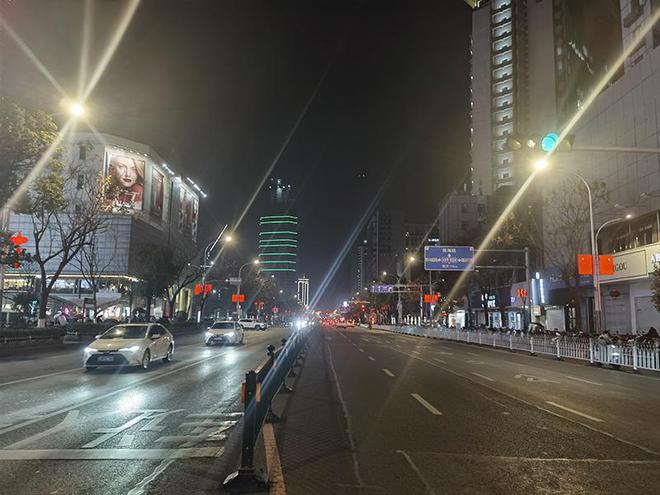 道路照明：提升道路使用效率的利器(图1)