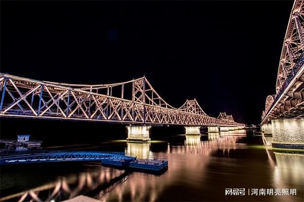 怎样做桥梁夜景灯光工程能凸显艺术效果(图1)