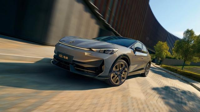 前端研发技术、智能制造、完善供应体系的集中体现ID与众亮相合肥车展(图4)