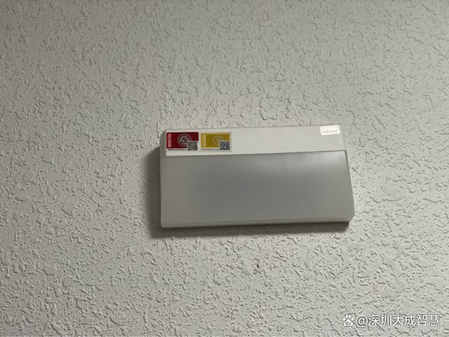 如何选择合适的应急照明灯?它在火灾中能起到什么作用?(图2)