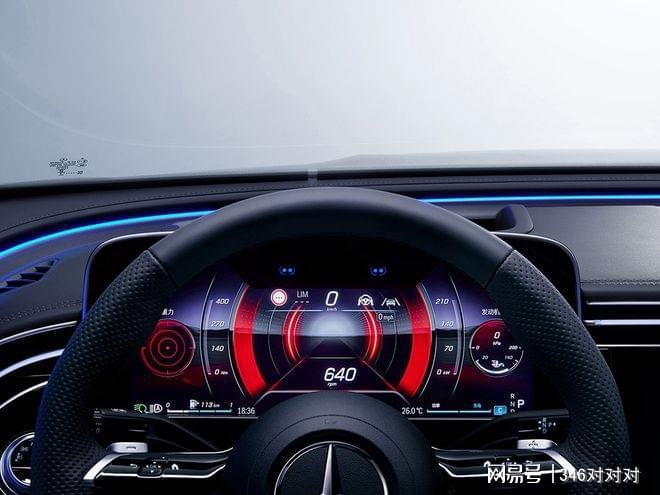 奔驰全新长轴距E级售449万起从此豪华更智能(图16)