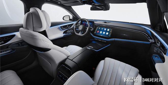 奔驰全新长轴距E级售449万起从此豪华更智能(图19)
