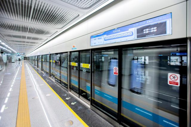 消防应急照明和疏散指示系统在地铁中的应用探索(图1)