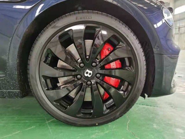 穆莱纳宾利飞驰轿车40V8最新款上市(图5)