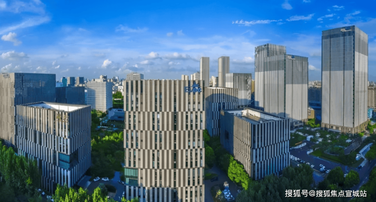 东苑古北悦公馆(上海)首页网站-2024楼盘评测_古北悦公馆最新价格配套户型丨最新房价+户型图+小区环境+配套+资讯+地铁距离+售楼处电话+一房一价(图4)