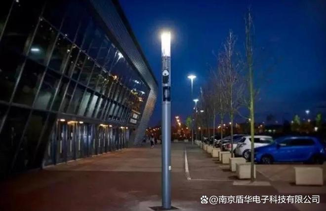 国外优秀街具赏析（二十二）智慧路灯经典案例分享来啦！(图6)
