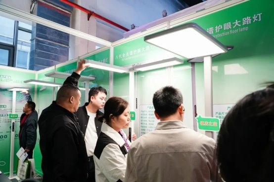 创意赋能创新引领创势未来——第32届古镇灯博会四大品类亮点引领产业新潮流(图12)