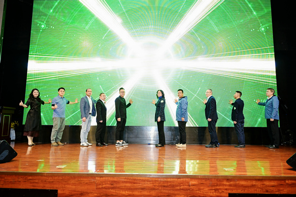 CBD广州跨界智联光启未来！CBDLighting2025中国建博会（广州）智能照明跨界发展大会圆满召开！(图5)