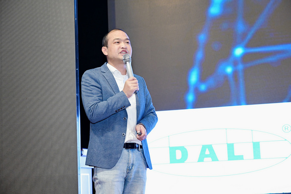 CBD广州跨界智联光启未来！CBDLighting2025中国建博会（广州）智能照明跨界发展大会圆满召开！(图9)