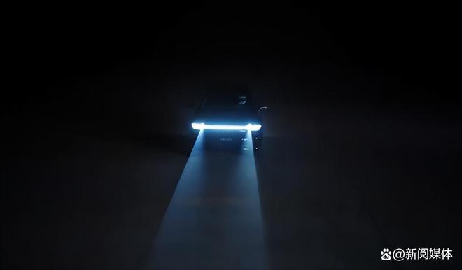 神奇问界M9“会拐弯的车灯”引爆智能驾驶新体验！(图2)