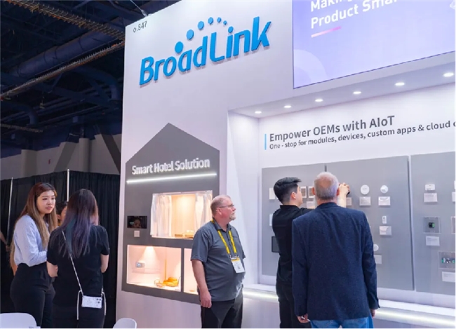 LightFair现场直击：BroadLink携三大战略级产品矩阵惊艳北美！(图3)