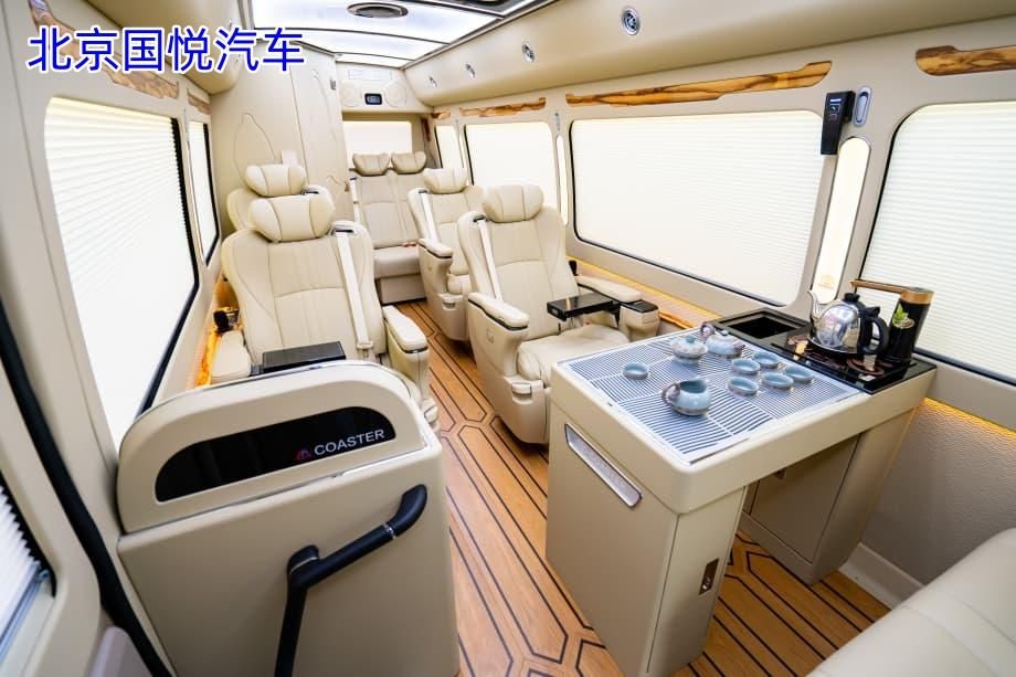 丰田考斯特10座带卫生间大型商务车北京落地多少钱(图7)