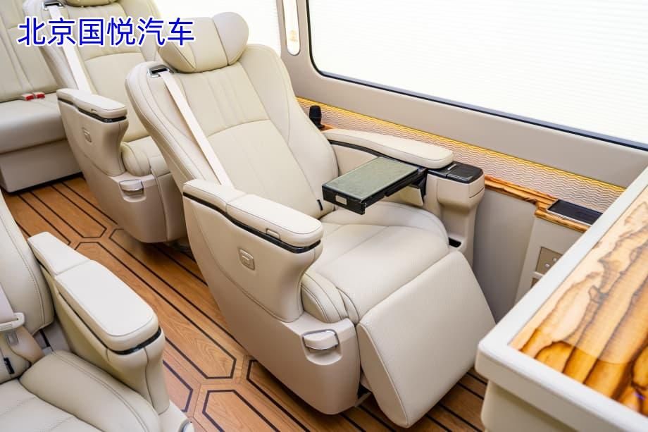 丰田考斯特10座带卫生间大型商务车北京落地多少钱(图9)
