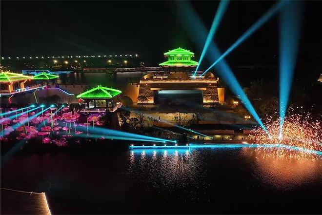 夜景不亮游客难留！亮化工程如何让景区从“路过”变“停留”？(图1)