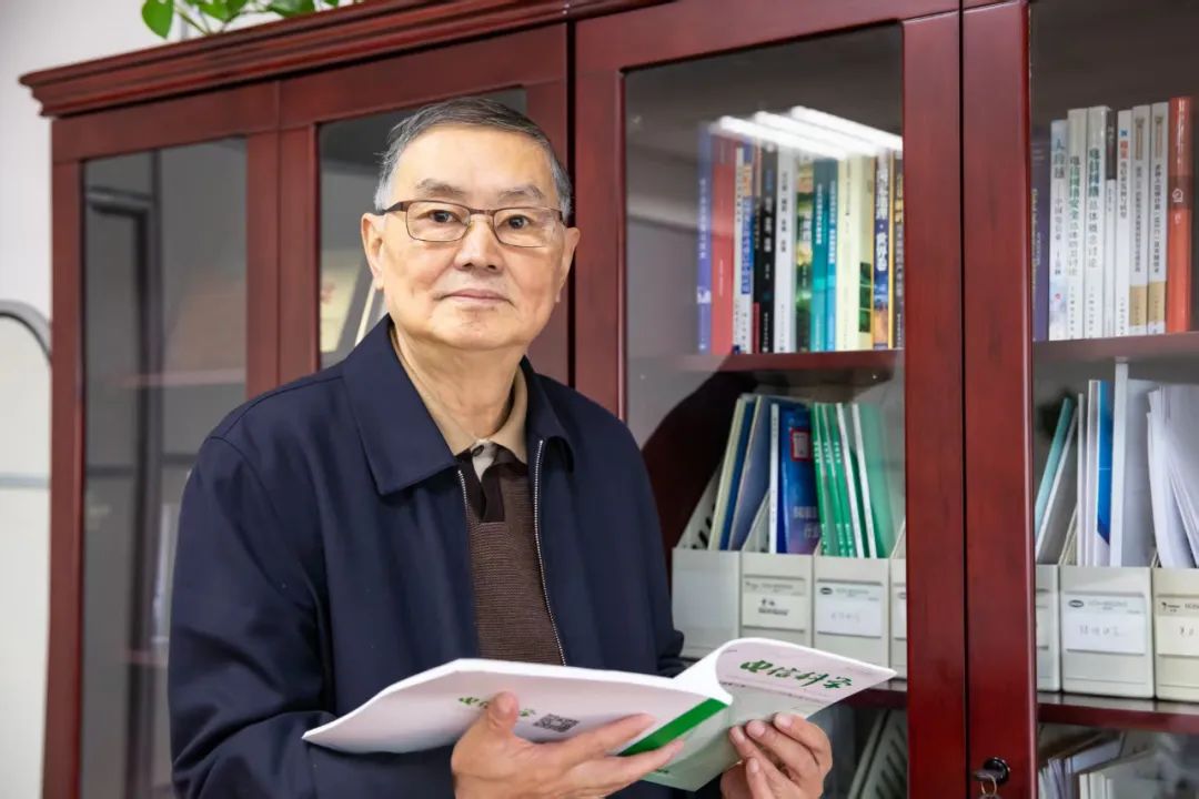 中国电信科技委韦乐平：执技术之笔书标准之章(图1)