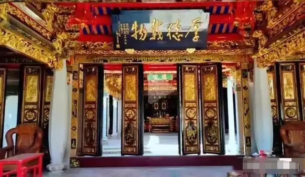 不到一周违建英之园披上绿网从雄伟建筑到空留叹息(图3)