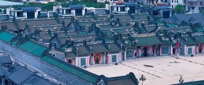 不到一周违建英之园披上绿网从雄伟建筑到空留叹息(图18)
