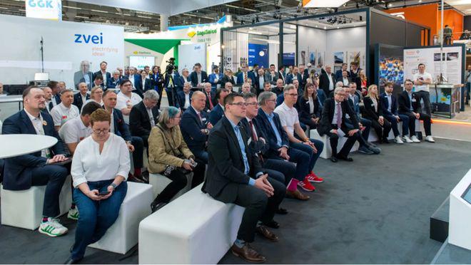 参观组团2026德国法兰克福照明展展照明双年展参观团集结中(图1)