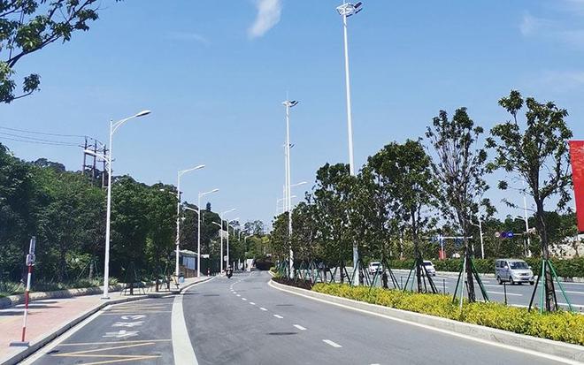 智慧照明背后的“隐形管家”：睿泽物联单灯控制器的三大核心能力(图2)