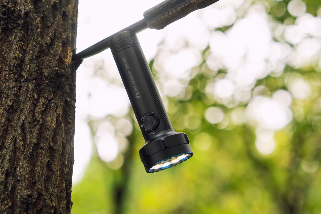 傲雷Olight行者Pro国内首发携手探险家朱炜强见证户外照明技术突破(图5)
