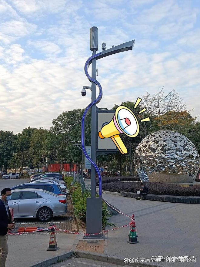 LED智慧路灯杆屏:赋能地铁站点亮智慧出行新图景(图5)