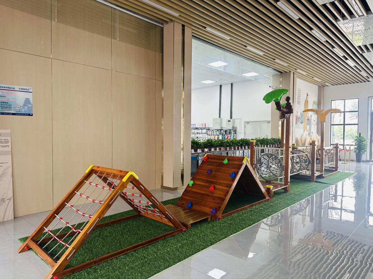 安徽建工：徐淮阜高速全力备战通车运营后的首个节假日通行“大考”(图2)