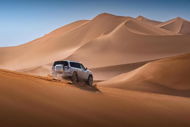 东风猛士与华为联手推M817Max+版3699万起破智能越野续航痛点(图6)