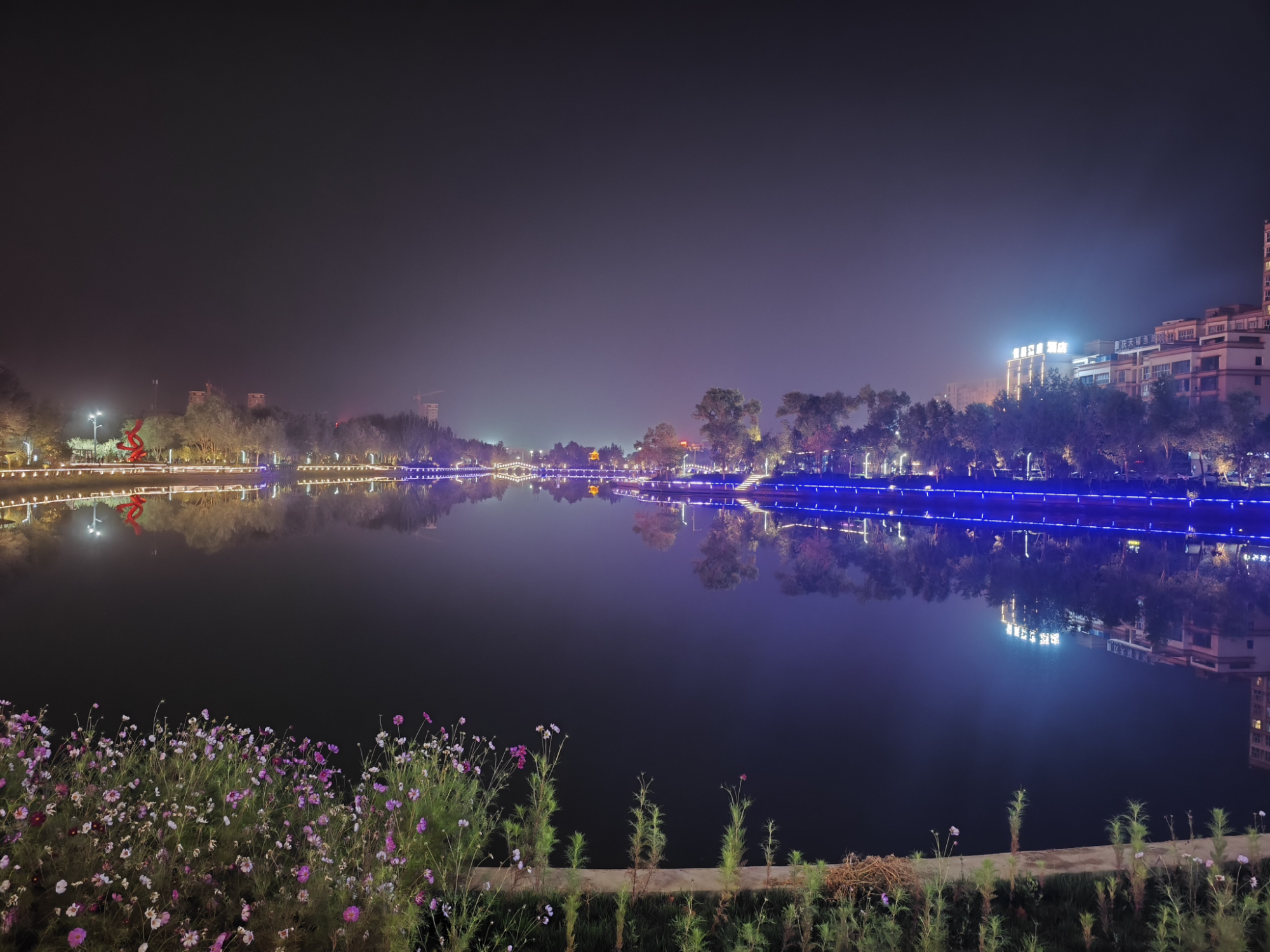 巴楚县城焕新颜河畔绘就幸福生活(图1)