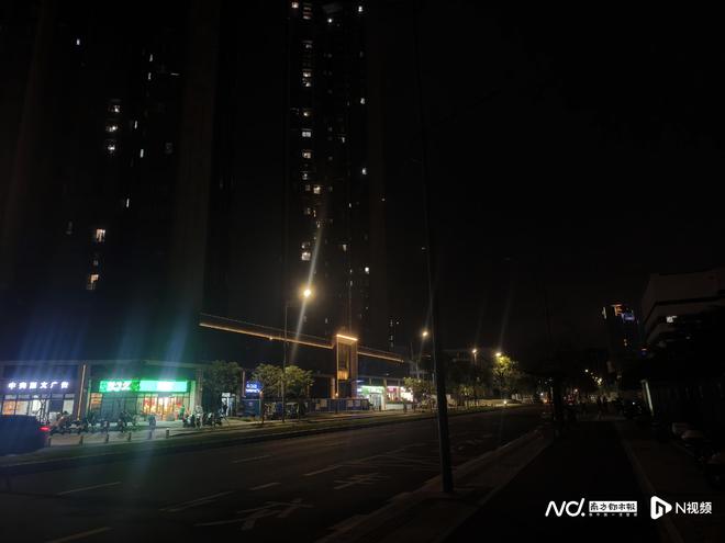 光明一片区智慧杆被指“不智慧”部门:已整改(图2)