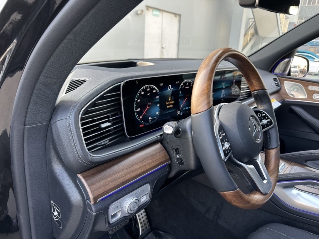 2025款奔驰GLS580美规现车配置齐全100余万起(图5)