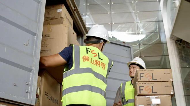 超13万套全定制灯具！佛山照明点亮广州白云国际机场T3航站楼！(图8)