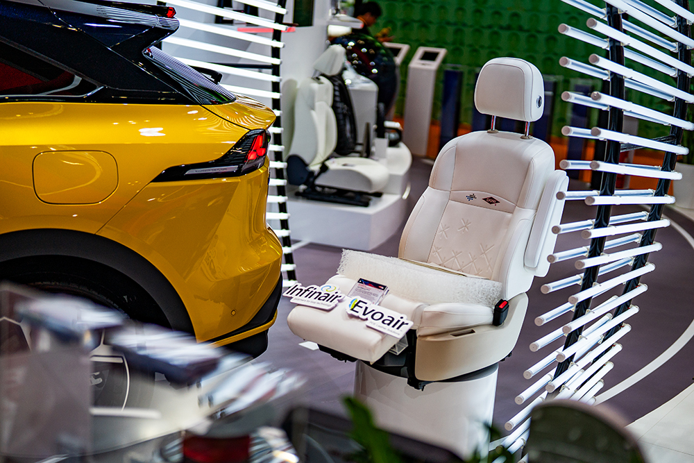 从“进口设备”到“绿色生活”进博会让未来低碳生活触手可及(图10)