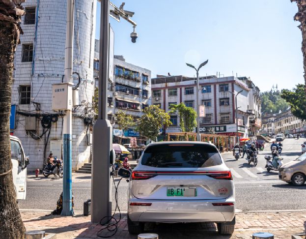 定南县智慧路灯照明节能改造照亮出行路点亮幸福生活(图6)