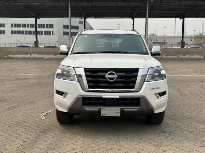 24款日产尼桑途乐阿曼达56V8清仓处理优惠价格60来万提车(图1)