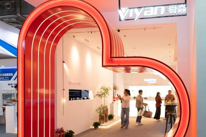 2025广州设计周与沐光、三雄、易来、三峰、皓逸、智步…“亲爱”相见！(图9)