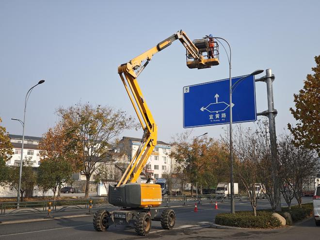 湖北夷陵区启动城区智慧路灯节能改造(图1)