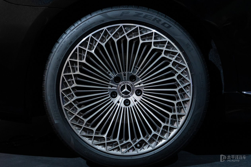 新款梅赛德斯-奔驰S级首发超50%部件全新开发V8发动机(图4)