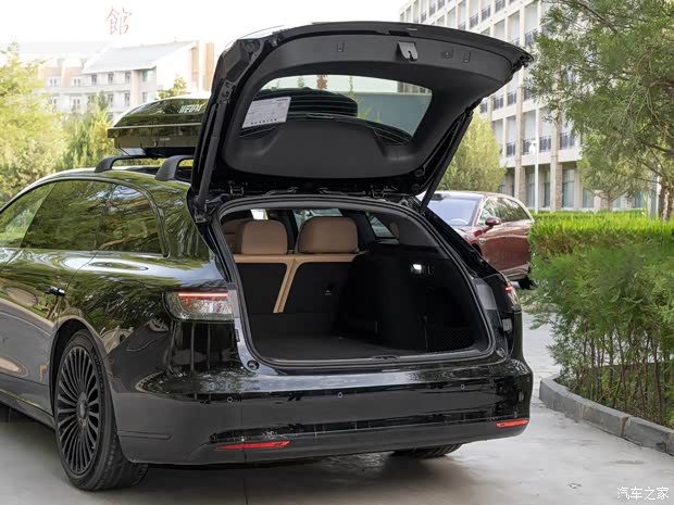 年内享界还将推出MPV等车型享界S9T全新配色实车图曝光(图7)