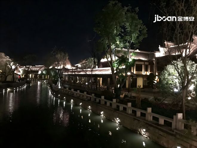古风文旅亮化典范：金博安灯具点亮东晋水城建筑夜景亮化照明(图4)