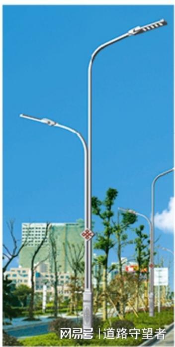 LED太阳能路灯厂家实力推荐：智慧照明场景下的选型指南(图1)