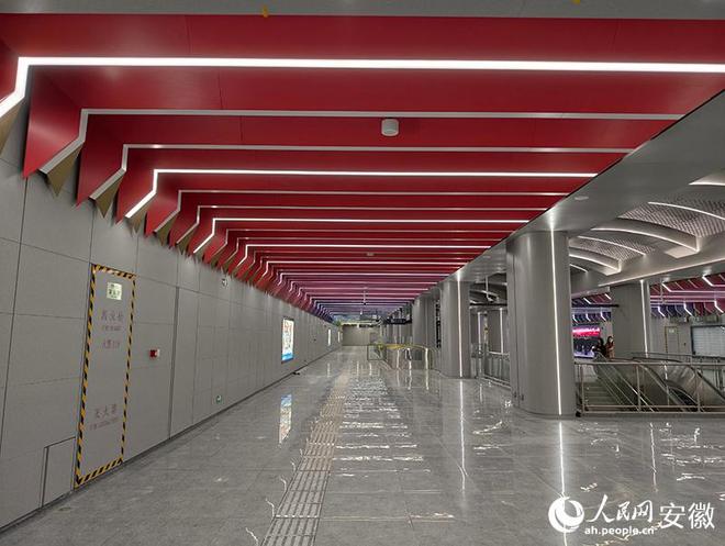 行走的“地下艺术馆”:在合肥7号线抬头邂逅“霓虹”与“竹影”(图2)