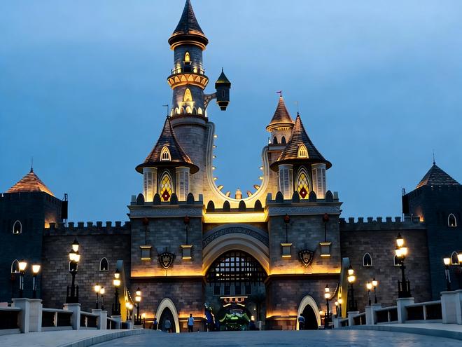 JBOAN金博安专业照明方案完成柳州主题乐园灯光设计亮化提升项目(图4)