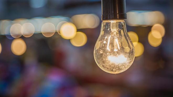 白炽灯和led灯的区别你真的了解吗?看完涨知识了!建议收藏(图1)